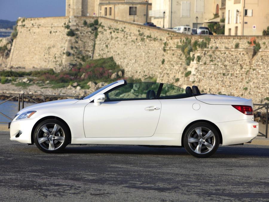  Lexus IS250C Limited Edition 2011 года  (фото 6 из 12)